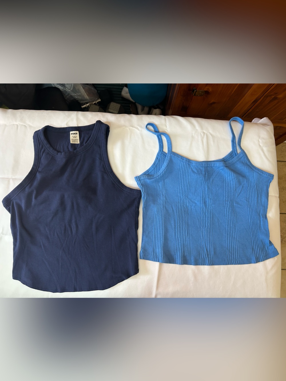 PINK Victoria's Secret Navy & Blue Ribbed crop Tank Tops XL